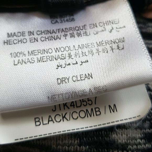 [BCBG MAXAZRIA] Black/Gray Wrap Sweater Medium - Picture 8 of 8